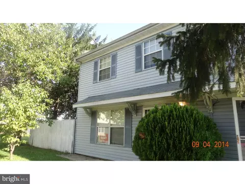 13 Longbow Ct, Winslow, NJ 08095