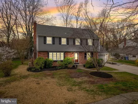 220 Westover Dr, Cherry Hill, NJ 08034