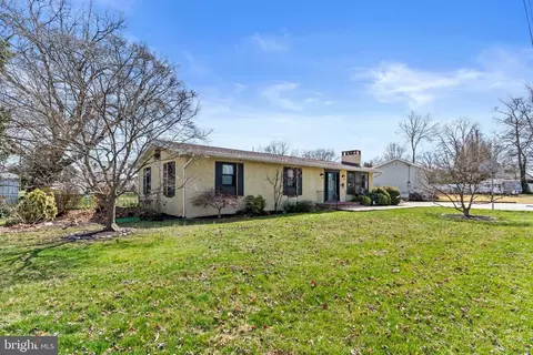 818 Marion Ave, Glendora, NJ 08029