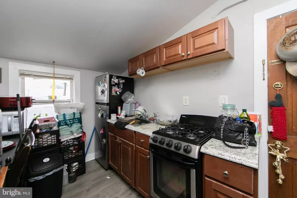 Kitchen - 20 W 2nd Ave, Runnemede, NJ 08078 photo 5 of 10