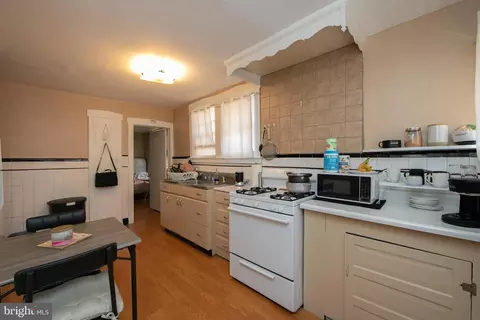 Kitchen - 20 W 2nd Ave, Runnemede, NJ 08078 photo 1 of 10