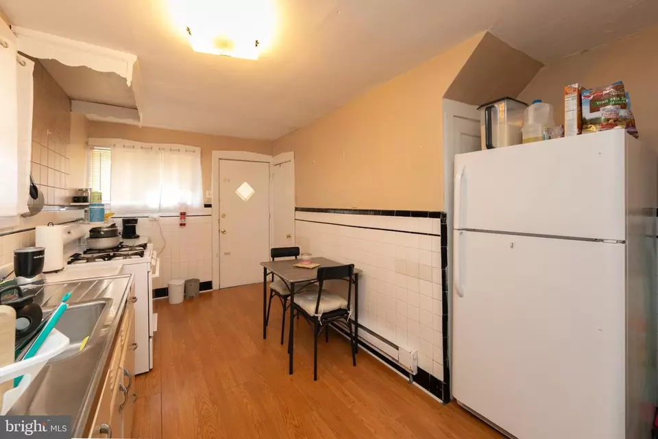 Kitchen - 20 W 2nd Ave, Runnemede, NJ 08078 photo 2 of 10