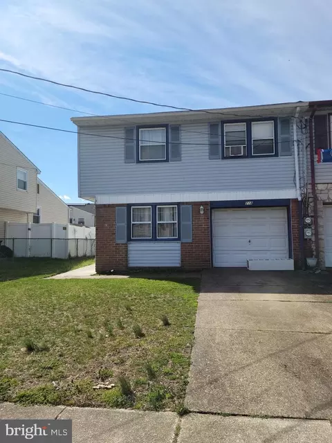 218 Kennedy Blvd, Bellmawr, NJ 08031