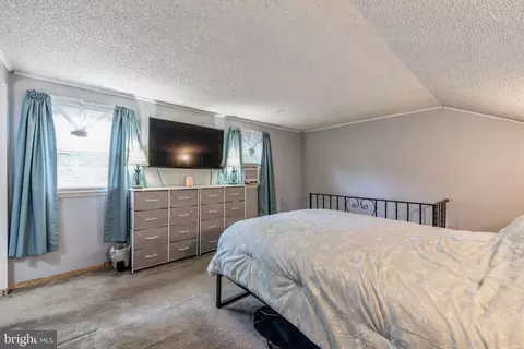 Bedroom - 71 Wade Ave, Lindenwold, NJ 08021 photo 4 of 4