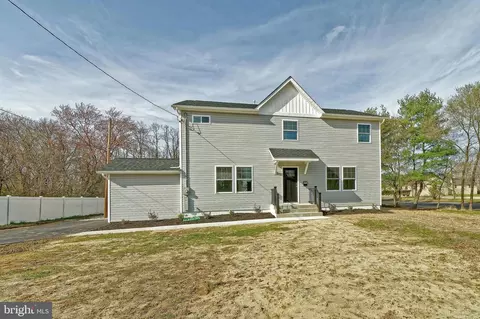 301 E Charleston Ave, Lawnside, NJ 08045