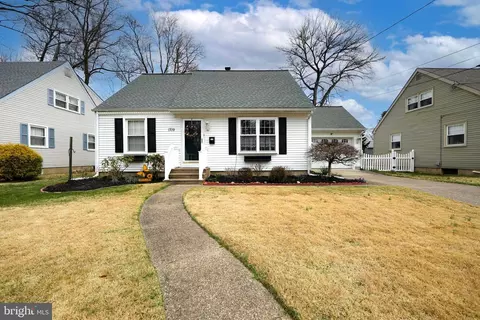 1709 Chestnut Ave, Haddon Heights, NJ 08035