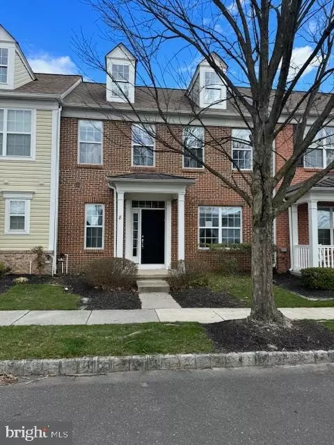 8 Matlack Dr, Voorhees, NJ 08043