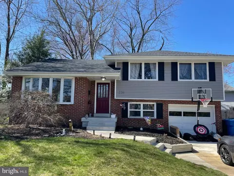 220 Sheffield Rd, Cherry Hill, NJ 08034