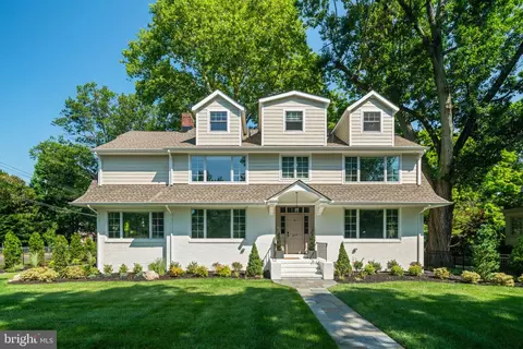 377 Kings Hwy W, Haddonfield, NJ 08033