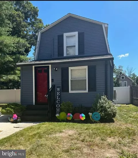 16 Jerome Ter, Clementon, NJ 08021