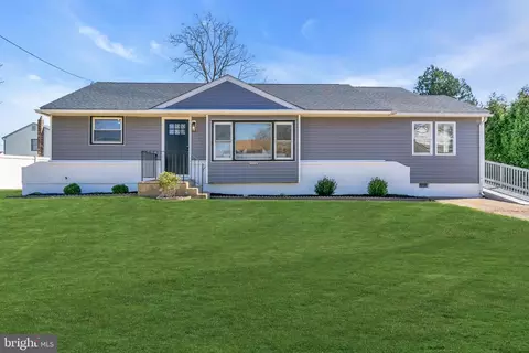 508 Betsy Dr, Glendora, NJ 08029