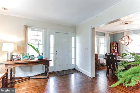 Entry Way - 268 Rhoads Ave, Haddonfield, NJ 08033 photo 1 of 3