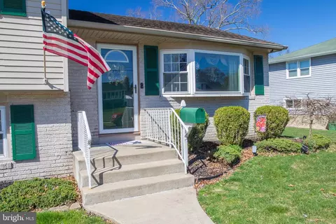 1009 Pinebrook Rd, Cherry Hill, NJ 08034