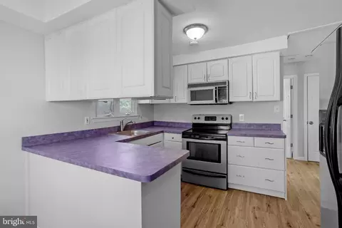Kitchen - 441 7th Ave, Lindenwold, NJ 08021 photo 1 of 5