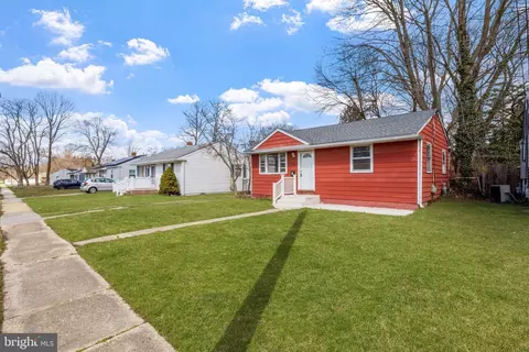 Exterior - 441 7th Ave, Lindenwold, NJ 08021 photo 2 of 6