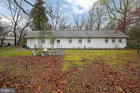 610 Oak Knoll Rd, Atco, NJ 08004