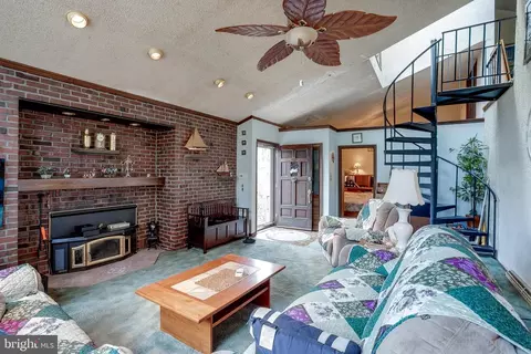 Living - 128 W Clearview Ave, Pine Hill, NJ 08021 photo 2 of 6