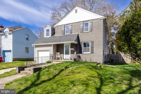 209 N Vineyard Blvd, Collingswood, NJ 08108