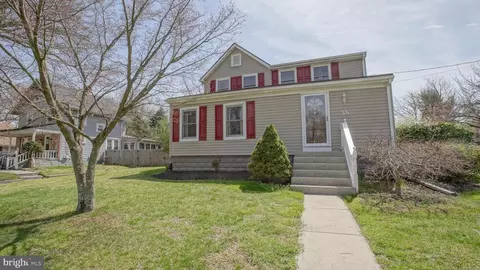 38 Trout Ave, Clementon, NJ 08021