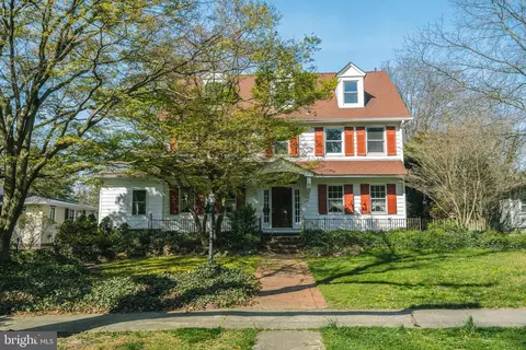 108 Greenleigh Ct, Merchantville, NJ 08109