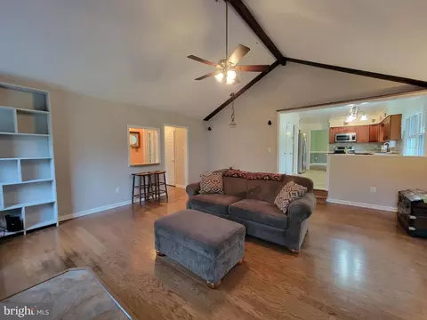 Living - 630 Blueberry Dr, Atco, NJ 08004 photo 3 of 6