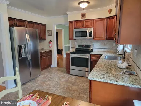 Kitchen - 630 Blueberry Dr, Atco, NJ 08004 photo 2 of 4