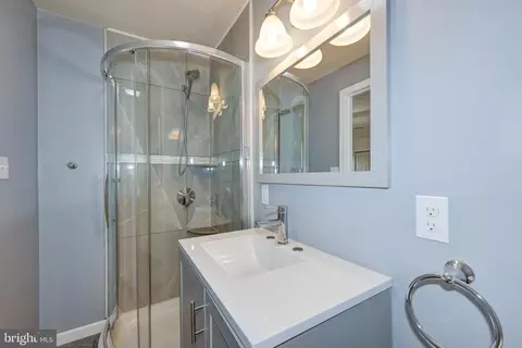 Bath - 8 Shepherd Rd, Cherry Hill, NJ 08034 photo 2 of 4