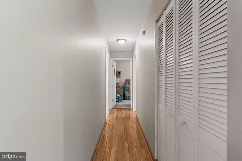 Entry Way - 31 Windmill Dr, Clementon, NJ 08021 photo 1 of 2