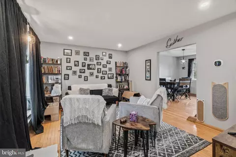 Living - 31 Windmill Dr, Clementon, NJ 08021 photo 1 of 4