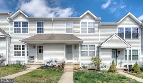 49 Millstream Rd, Laurel Springs, NJ 08021