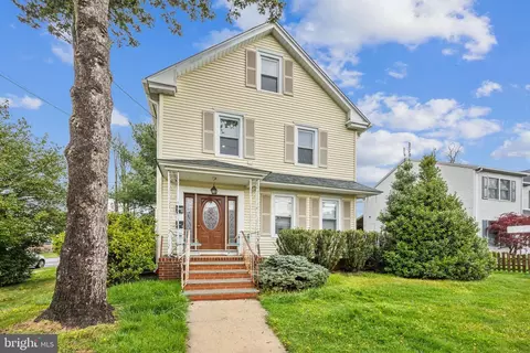 271 W Merchant St, Audubon, NJ 08106