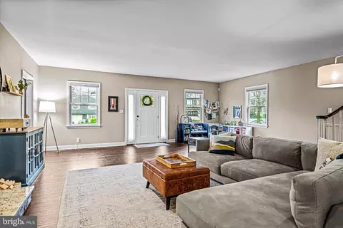 Living - 658 E Greenman Rd, Haddonfield, NJ 08033 photo 1 of 3