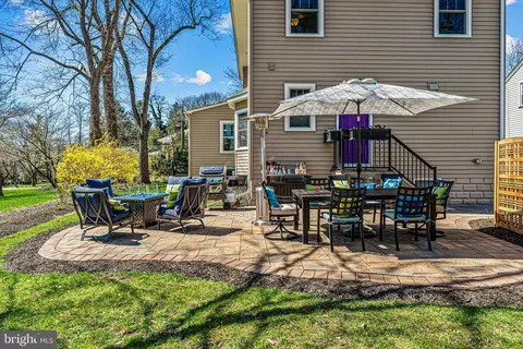 Exterior - 658 E Greenman Rd, Haddonfield, NJ 08033 photo 7 of 10