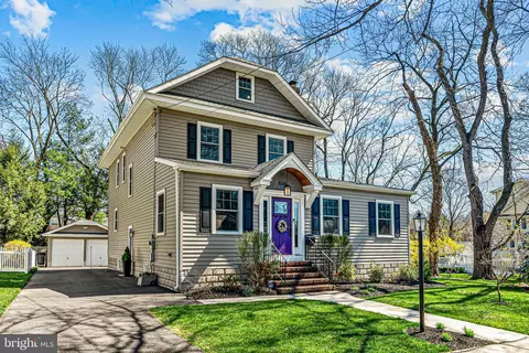 658 E Greenman Rd, Haddonfield, NJ 08033
