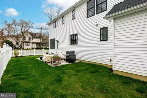 Exterior - 49 Walnut St, Haddonfield, NJ 08033 photo 4 of 12