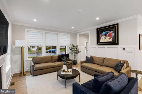 Living - 49 Walnut St, Haddonfield, NJ 08033 photo 3 of 6