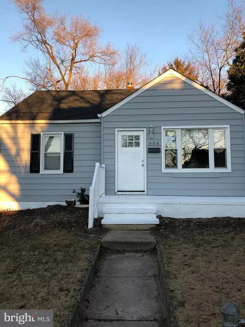 908 Central Ave, Glendora, NJ 08029