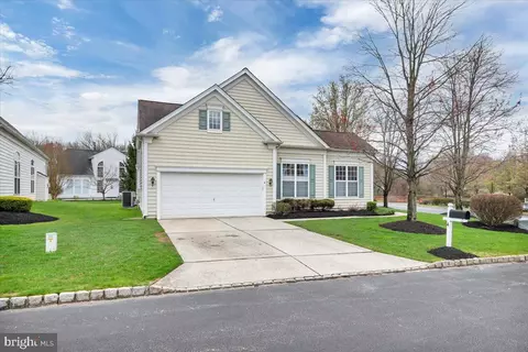 4 Merryton St, Voorhees, NJ 08043