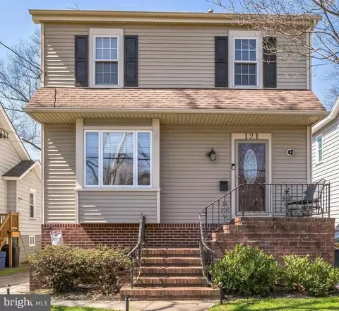 121 Penn Ave, Collingswood, NJ 08108
