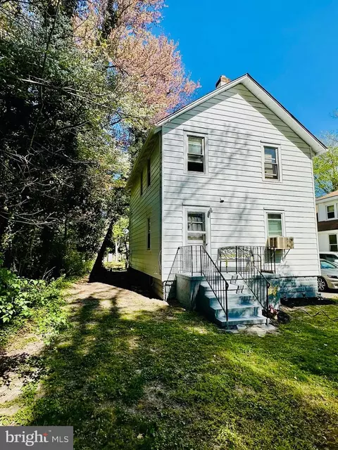 Exterior - 19 Indian Spring Rd, Clementon, NJ 08021 photo 13 of 17
