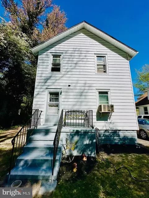 Exterior - 19 Indian Spring Rd, Clementon, NJ 08021 photo 14 of 17