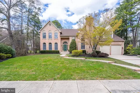 18 Ashton Dr, Voorhees, NJ 08043