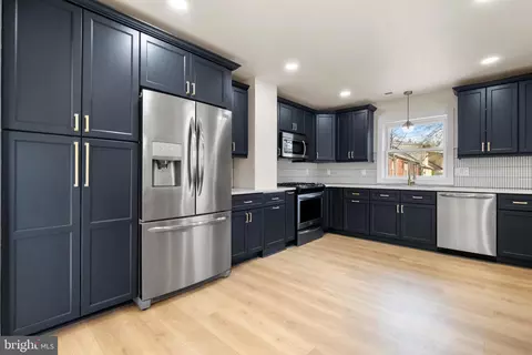 Kitchen - 1000 Wayne Rd, Haddonfield, NJ 08033 photo 4 of 7