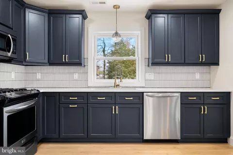 Kitchen - 1000 Wayne Rd, Haddonfield, NJ 08033 photo 3 of 7