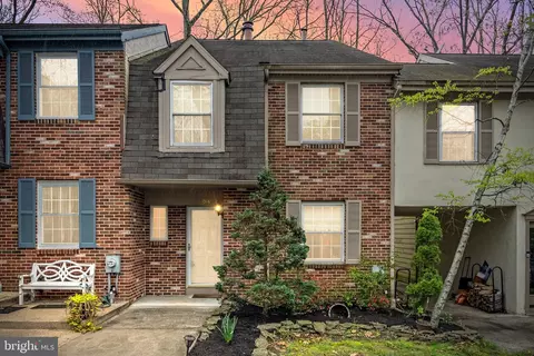 1014 Hartley Ct, Sicklerville, NJ 08081