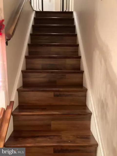 Entry Way - 27 Covington Dr, Sicklerville, NJ 08081 photo 1 of 3