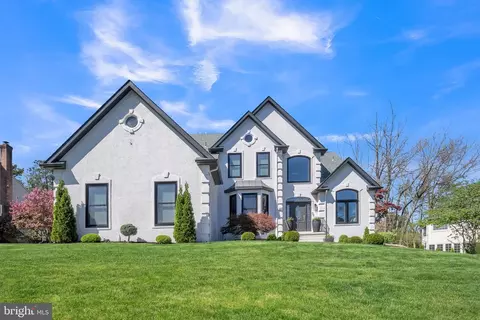 47 Forrest Hills Dr, Voorhees, NJ 08043