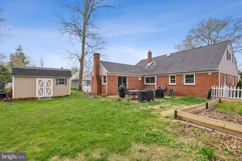Exterior - 1009 Wayne Rd, Haddonfield, NJ 08033 photo 4 of 6