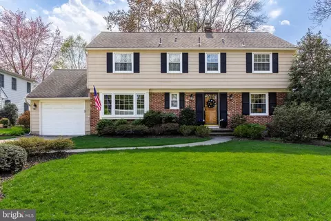 109 Rockingham Rd, Cherry Hill, NJ 08034