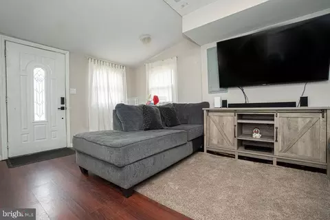 Living - 44 E 4th Ave, Pine Hill, NJ 08021 photo 2 of 5